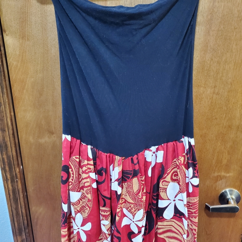 Beautiful Hawaiian Style Dress